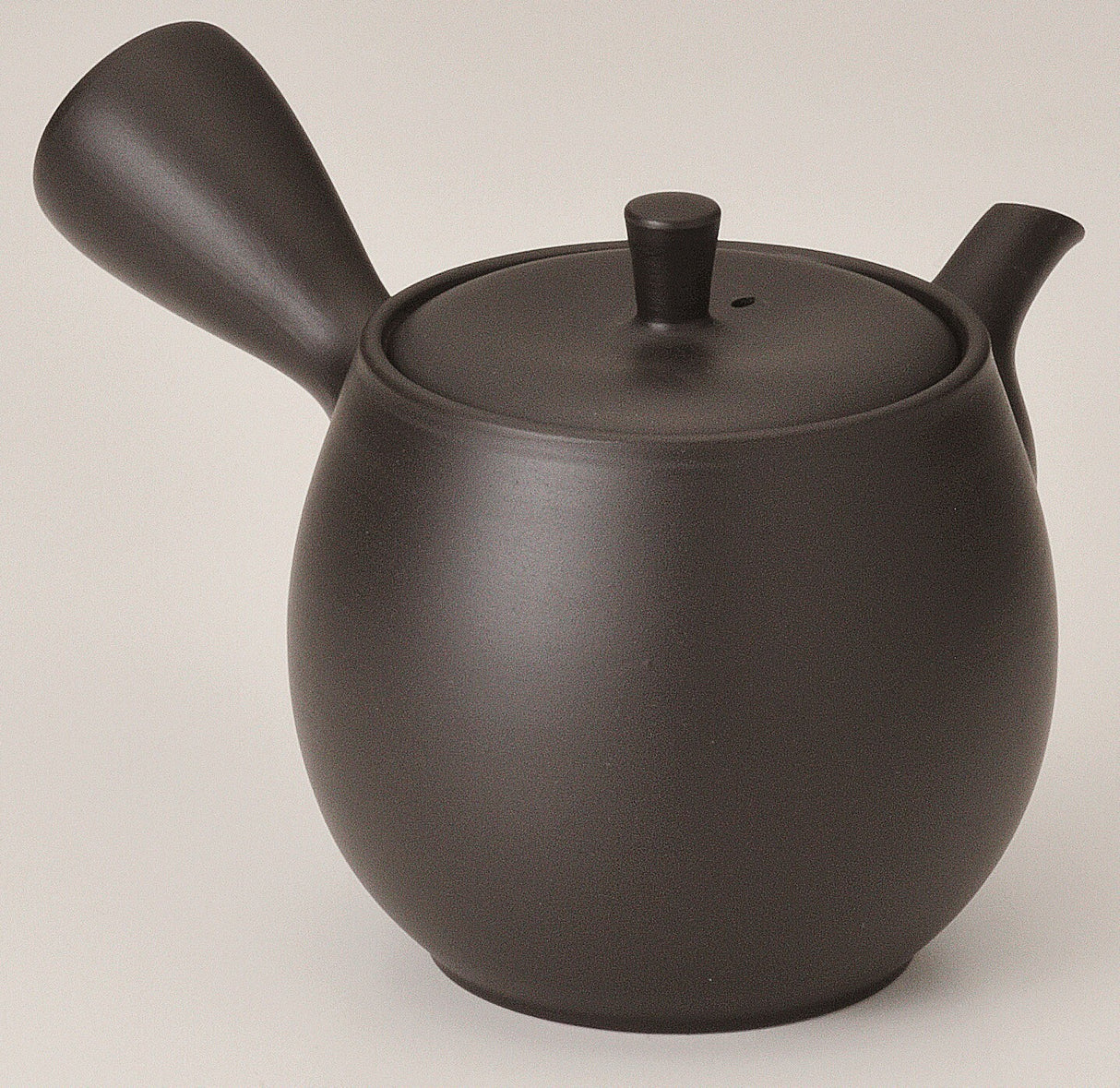 Takasuke Kiln (Y117) 高資陶苑: Tokoname Kyusu Tea Pot, Black, Urigata Ceramic Mesh Strainer 300 ml