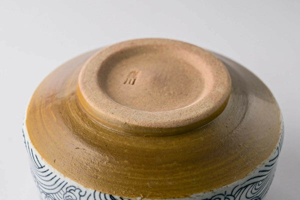 Oda Pottery: Sazanami Design posliinimukikuppi (sininen) 小田陶器さざなみマグカップ(ブルー)