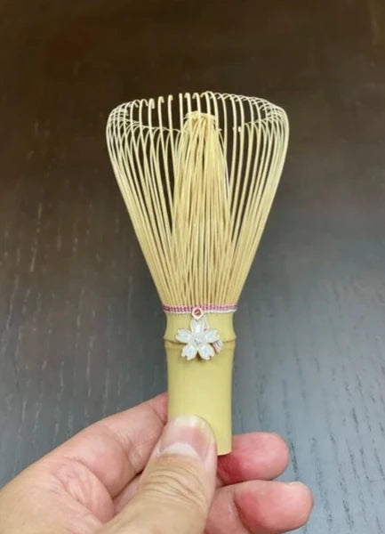 Suikaen: Chasen Matcha Whisk, Laughter (Pink Emi, 笑) - plastic case