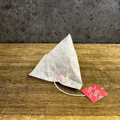 Okuizumo Rose Garden: Rose Black Tea (1.5g x 10 tea bags)
