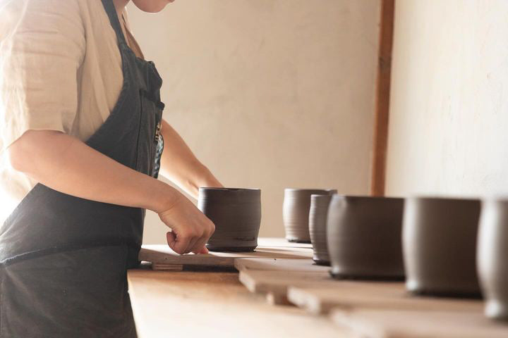 Mayako Nagasawan pyöreä teekuppi