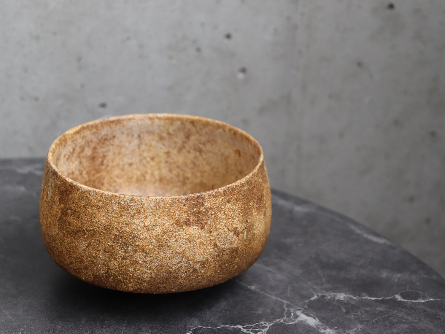 Emi Nakagawa: Handmade Matcha Bowl with Bamboo Box