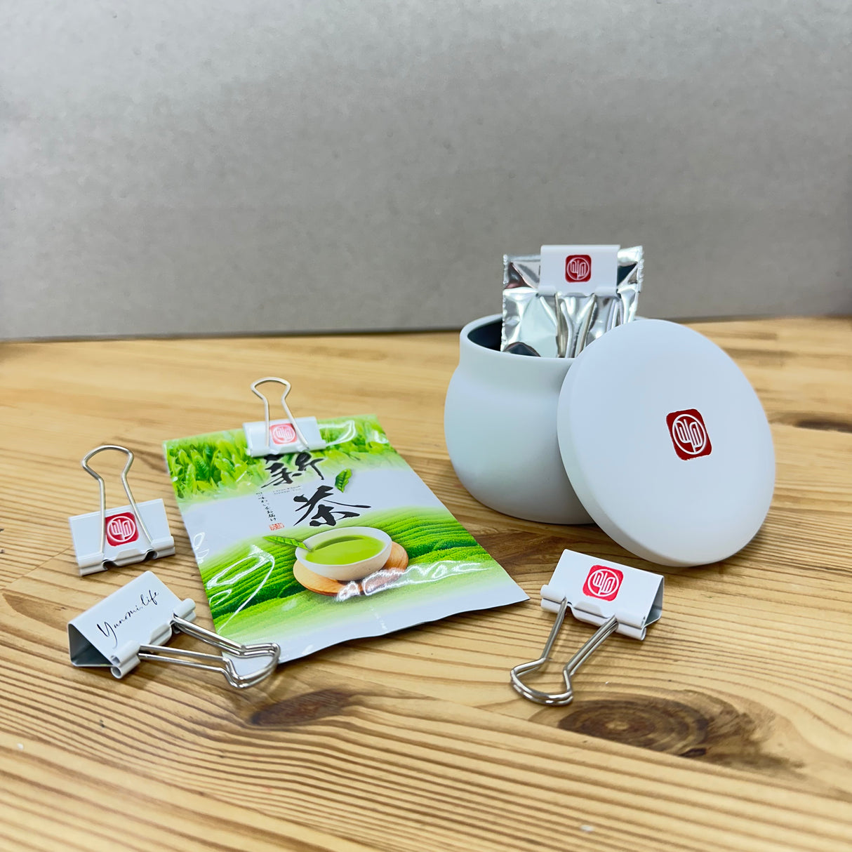 Käsintehty Tin Chopstick Rest Cat #05, Stretching Cat 錫製のび猫