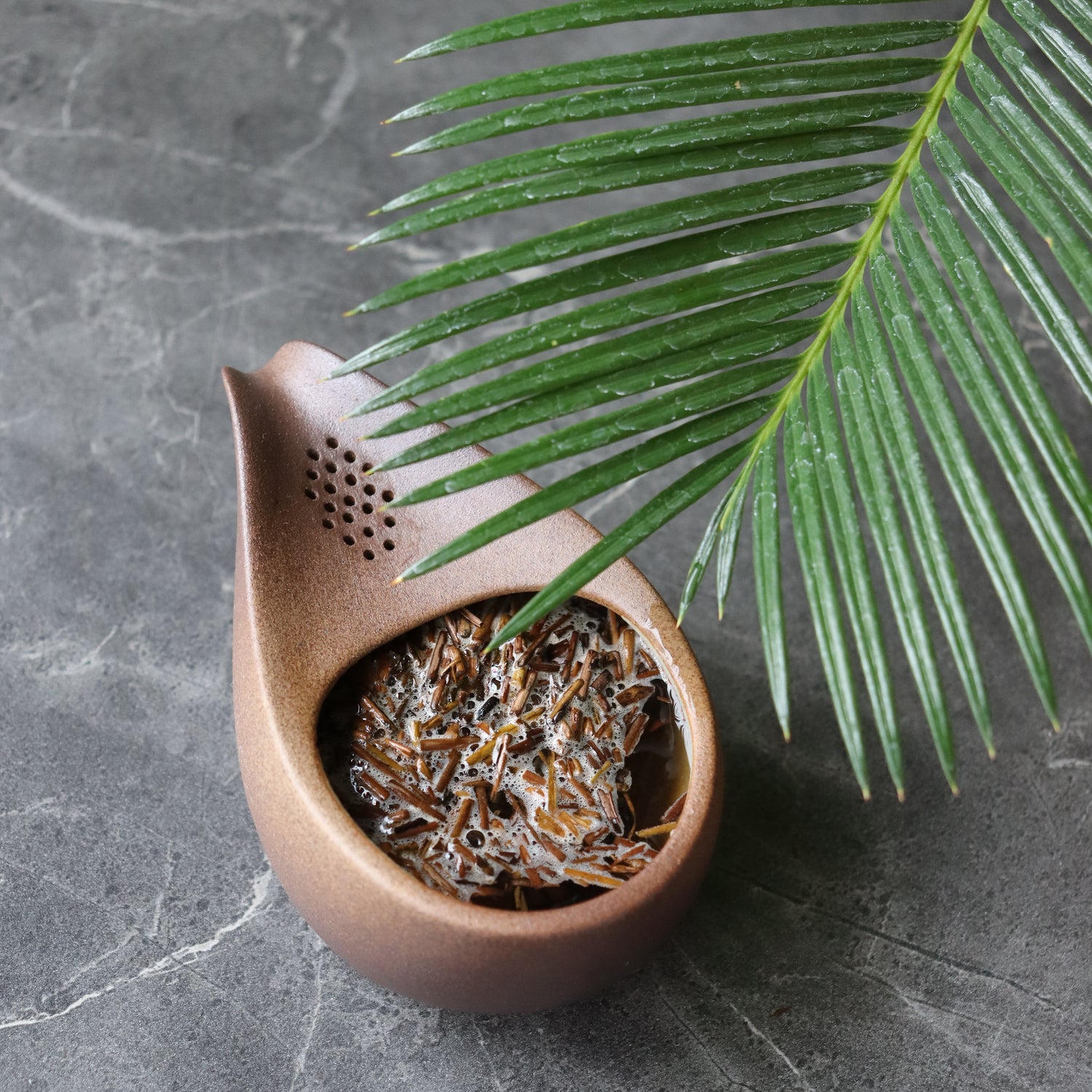 #0738.S2 横田茶園 #01: 埼玉県狭山市産 茎ほうじ茶 夏摘み