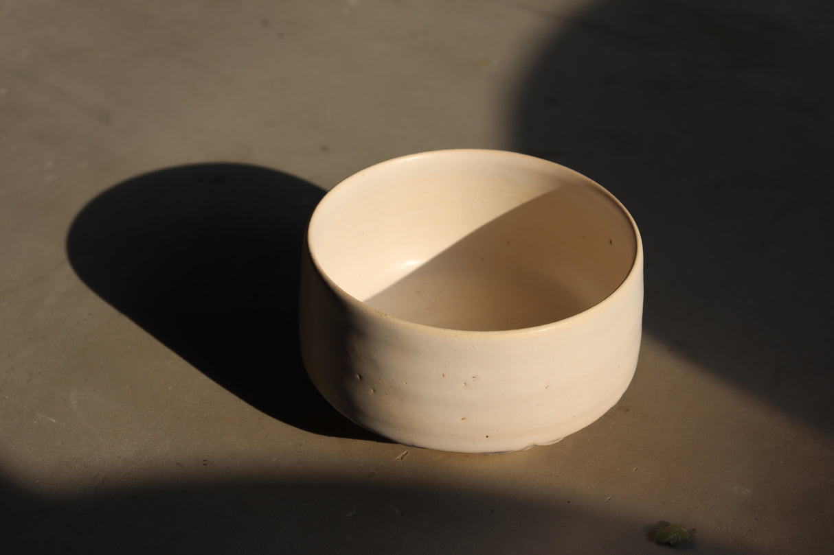 Emi Nakagawa: Handmade Matcha Bowl Hakuto 白灯 (White Lantern) - Star_3