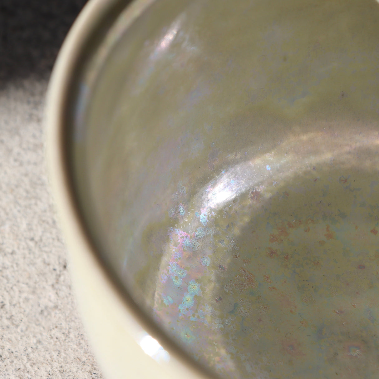 Kiwakoto Suikaen Matcha Pouring Bowl Pearl パール片口抹茶碗