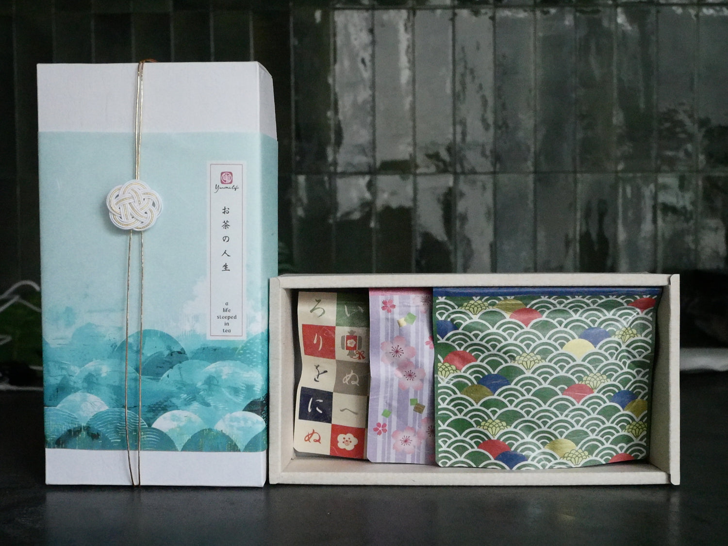 お土産茶セレクション - お茶の女たち