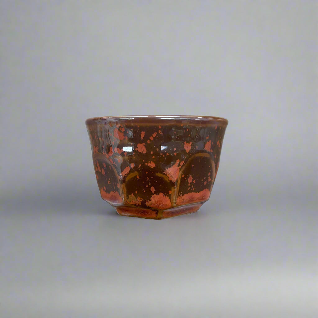 Seiangama: Carved Design Mino-yaki Guinomi Cup 5 Piece Set with Wooden Box 削ぎ五様ぐい呑揃