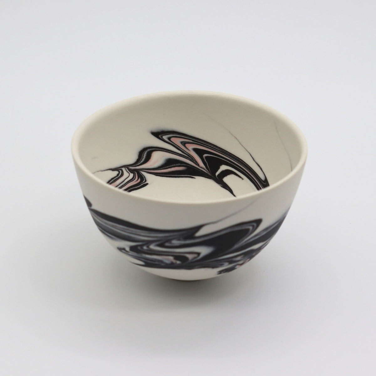 Shinro Yamamoto: Marble Porcelain Bowl yunomi.life