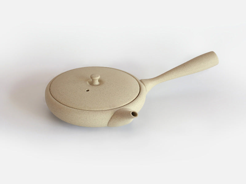 Jinsui-uuni: TOKI - KINARI, litteä Tokoname Kyusu -teepannu (100 ml, luonnonvalkoinen)