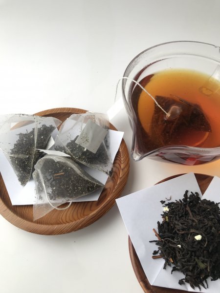 NaturaliTea (Tea Seven) #F2: Luomumusta tee vihreällä Mikan Citrusilla 青みかん入り有機和紅茶テイーバッグ