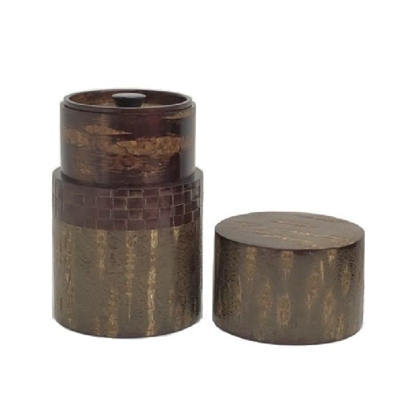 Fujiki Denshiro: Oyama Sakura Bark Chazutsu, Ajiro Weave (Horizontal Stripe) by Arakawa Keitaro 総皮茶筒 大山桜 アジロ 横(荒川慶太郎 作) - Yunomi.life