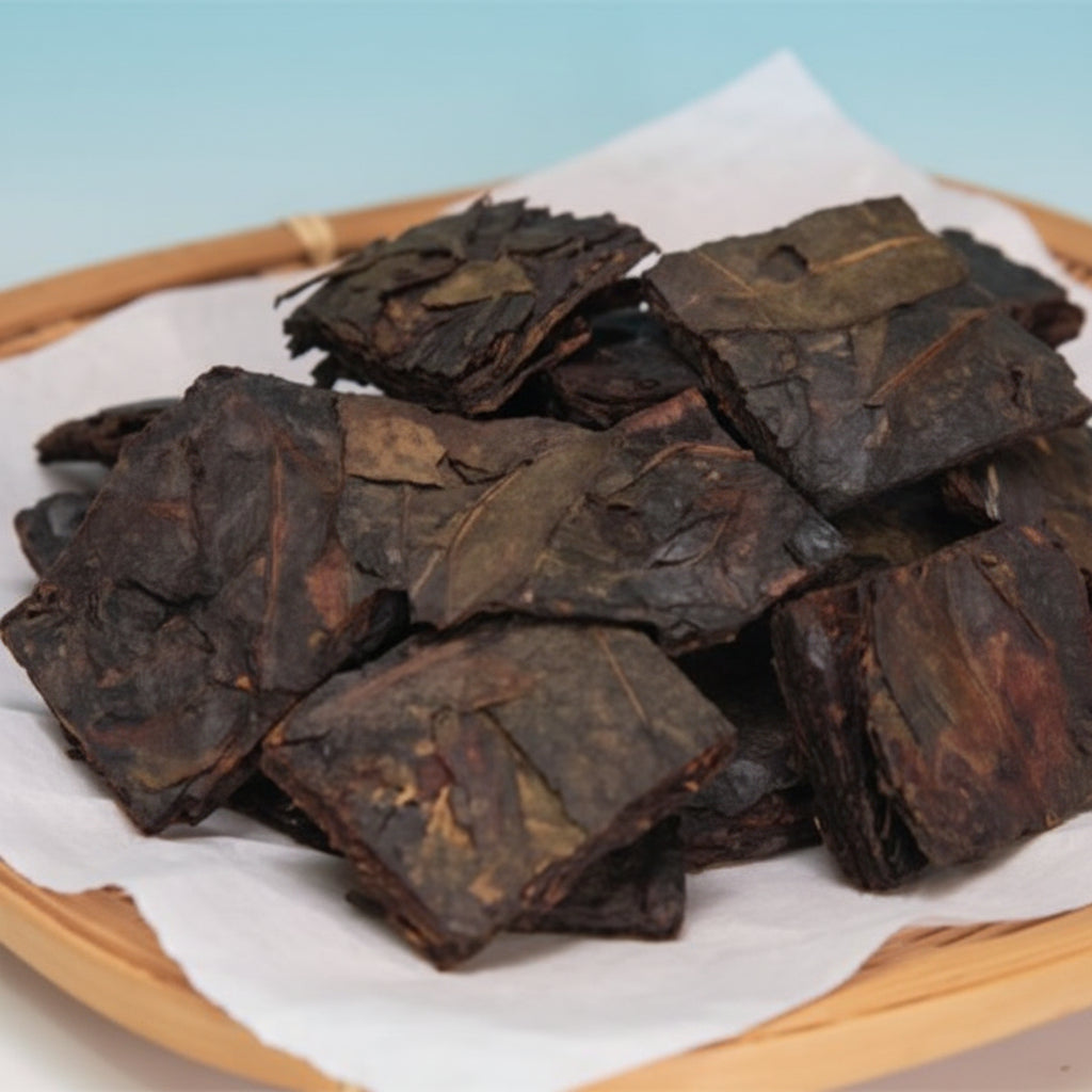 Goishicha Tea from farmer Nagao Kitamura 北村永夫の碁石茶 - Yunomi.life
