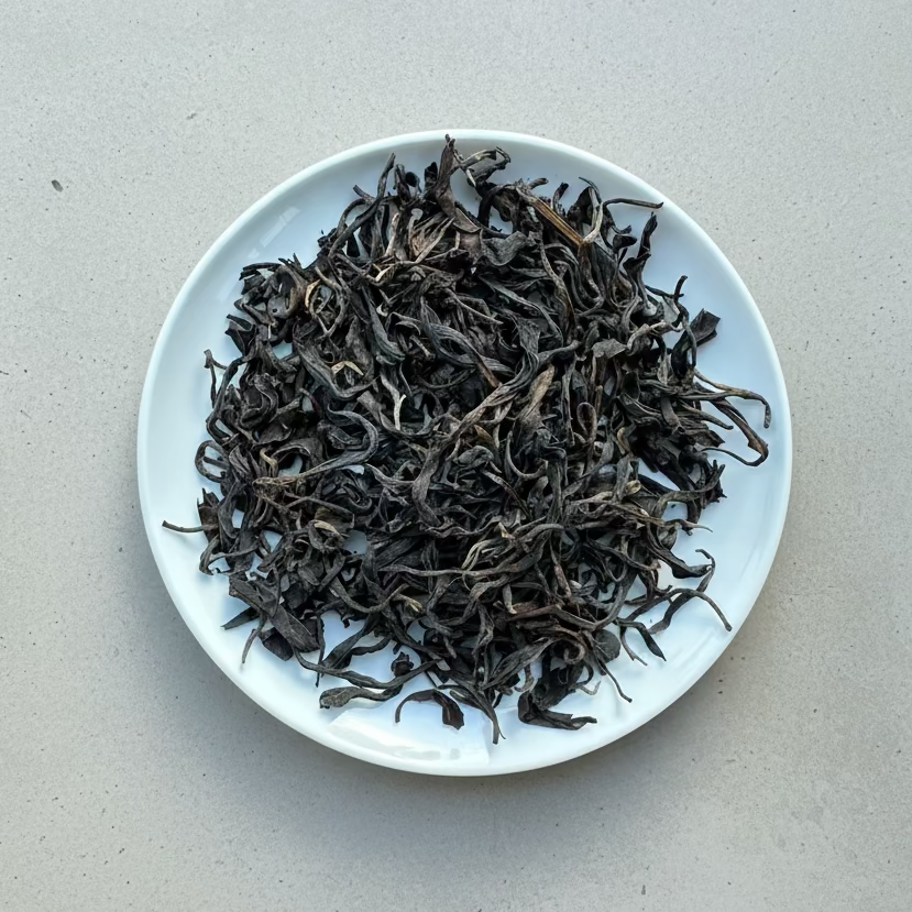 Yoshida Tea Garden: Sashimacha Izumi Second Flush, yhden lajikkeen musta tee (palkittu Wakocha-tee)