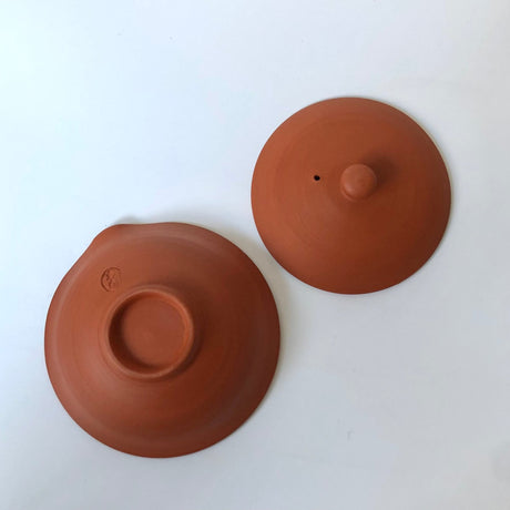 Isobe Ceramics mi181: Tokoname Shiboridashi Kyusu Crimson 60 ml - Yunomi.life