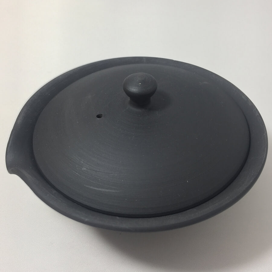 Isobe Ceramics mi182: Tokoname Shiboridashi Kyusu Black 60 ml - Yunomi.life