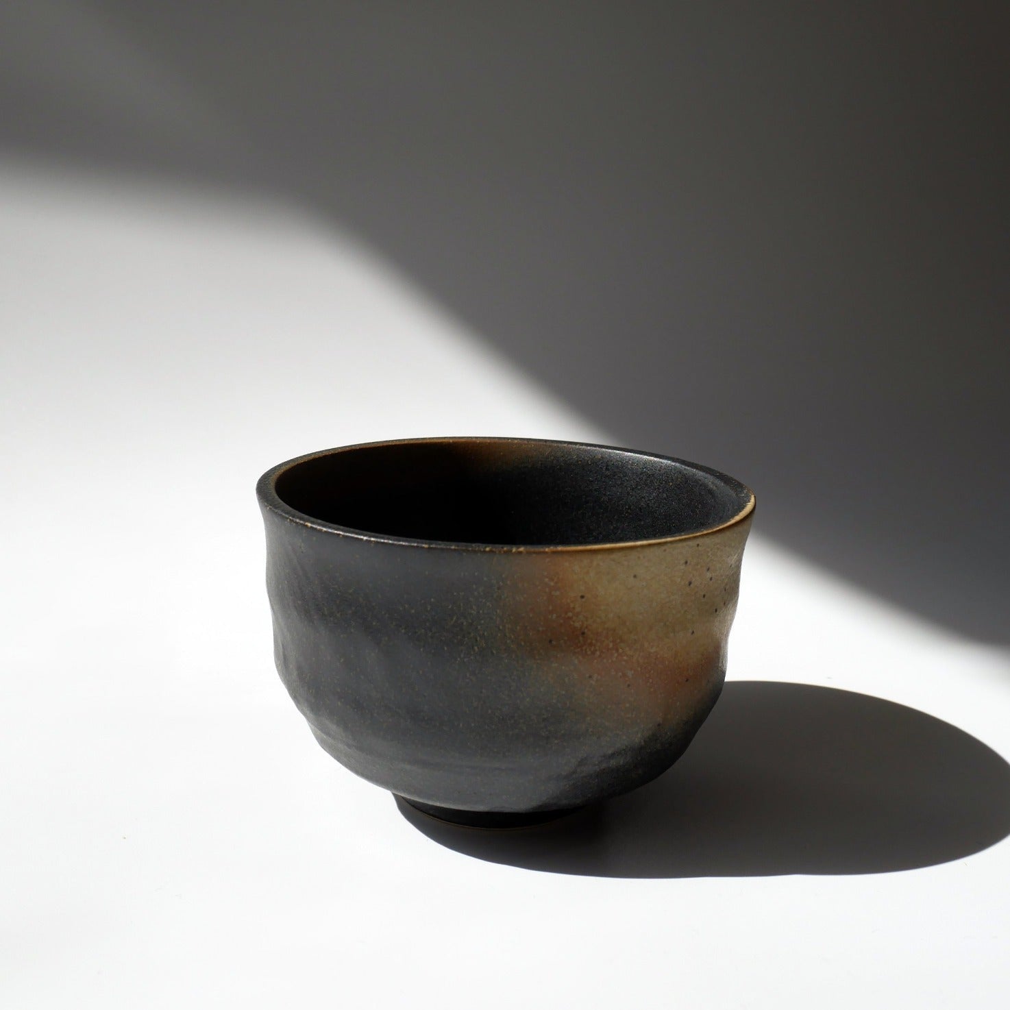 Kizoku Club: Black Bizen-yaki Mini Matcha Bowl - Yunomi.life