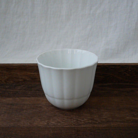 Yamani - Miyama Tableware: Sencha Tea Cup Suzune, White Color - Yunomi.life