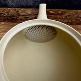 Yamaki ikai F252/F251x2: Set of Tokoname white Kyusu Tea Pot and 2 tea cups 常滑 陶仙ホワイト茶器揃