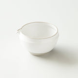 Origami Tea Kumoi Cloud White Minoyaki Porcelain Matcha Bowl with Pouring Lip　抹茶碗 雲居ホワイト