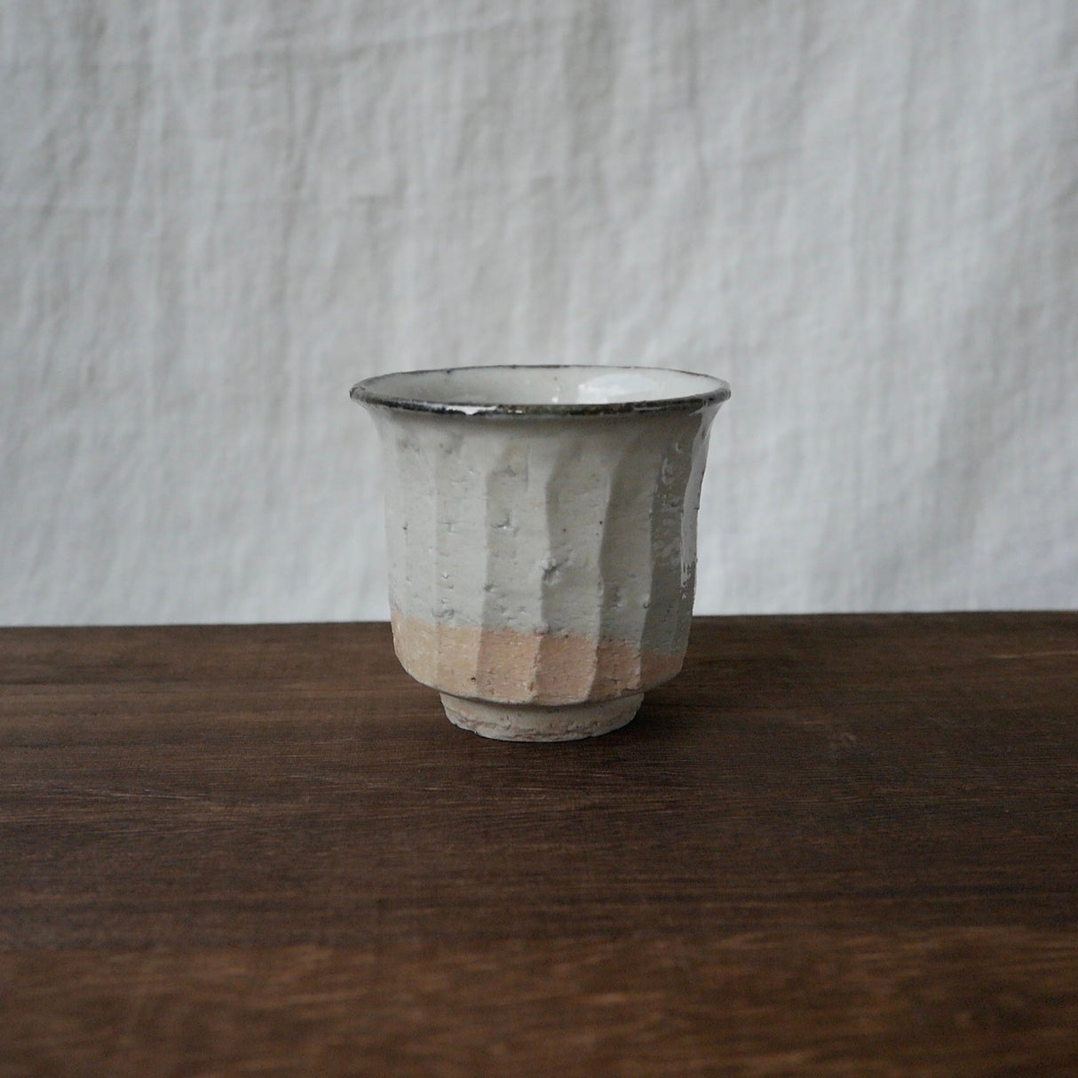 Gotanbayashi Kama: Karatsuyaki Porcelain Yunomi Cup - Yunomi.life