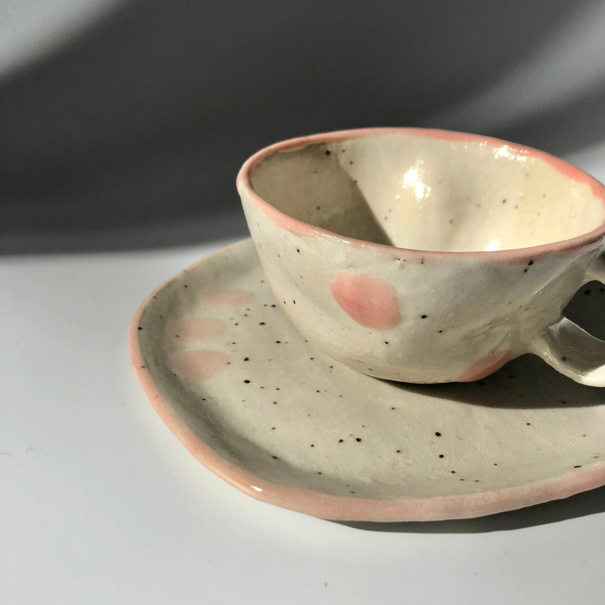 Hiroshi Hirai: Heart Shaped Cup & Saucer Set, Pink Accents - Yunomi.life