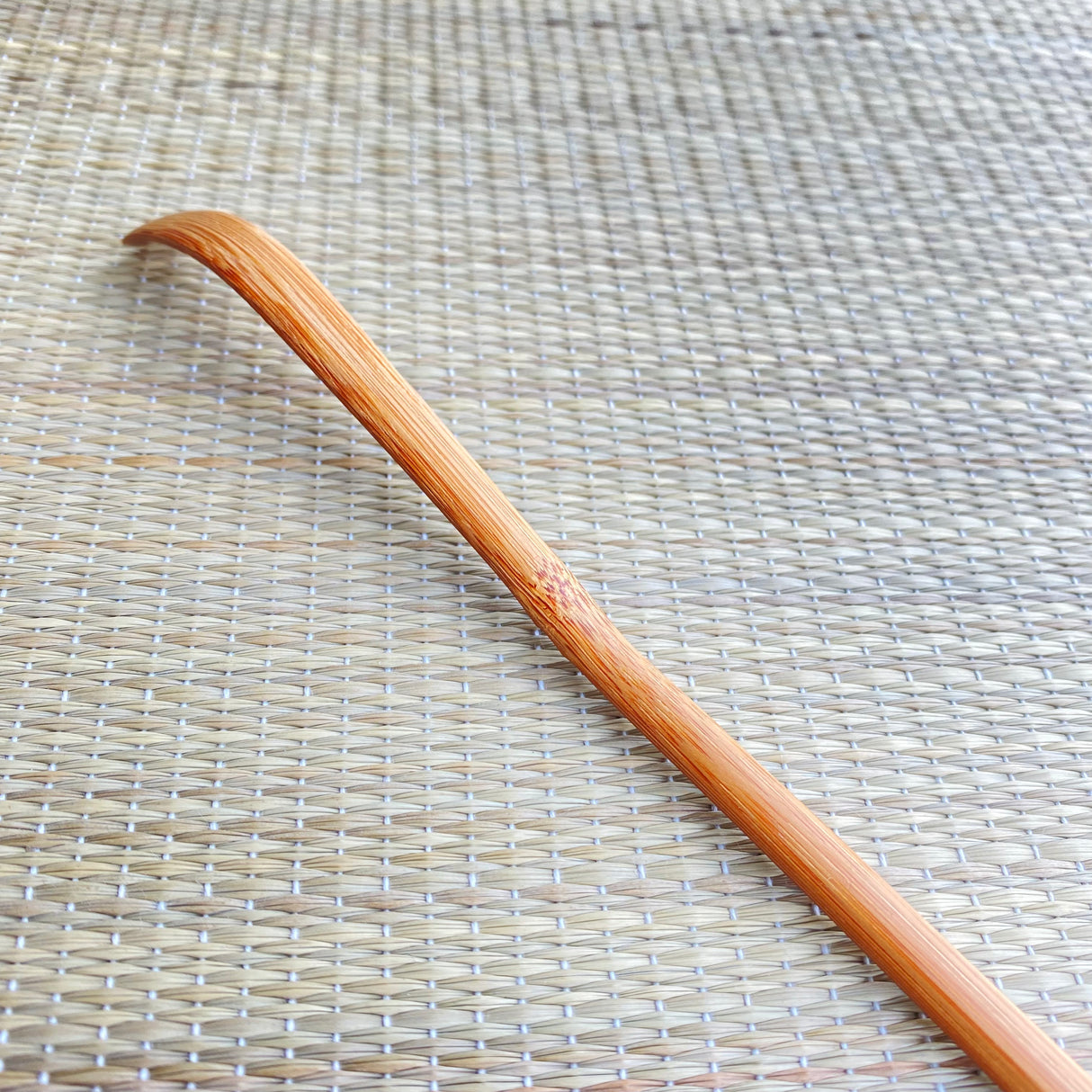 Suikaen Tanimura Yasuburo: Susudake Chashaku, Japanese Dark Bamboo Tea Scoop 煤竹茶杓