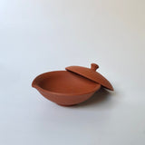 Isobe Ceramics mi181: Tokoname Shiboridashi Kyusu Crimson 60 ml - Yunomi.life